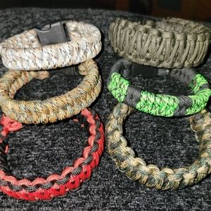 550 Paracord bracelets